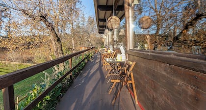 Big Sunny Triple Bedroom with private wc