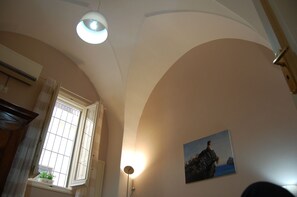 Interior - A casa di Francesca - renovated apartment in the historic center of Lecce (Lecce)