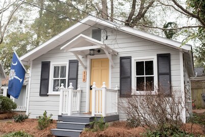 Summerville Schoolhouse Retreat