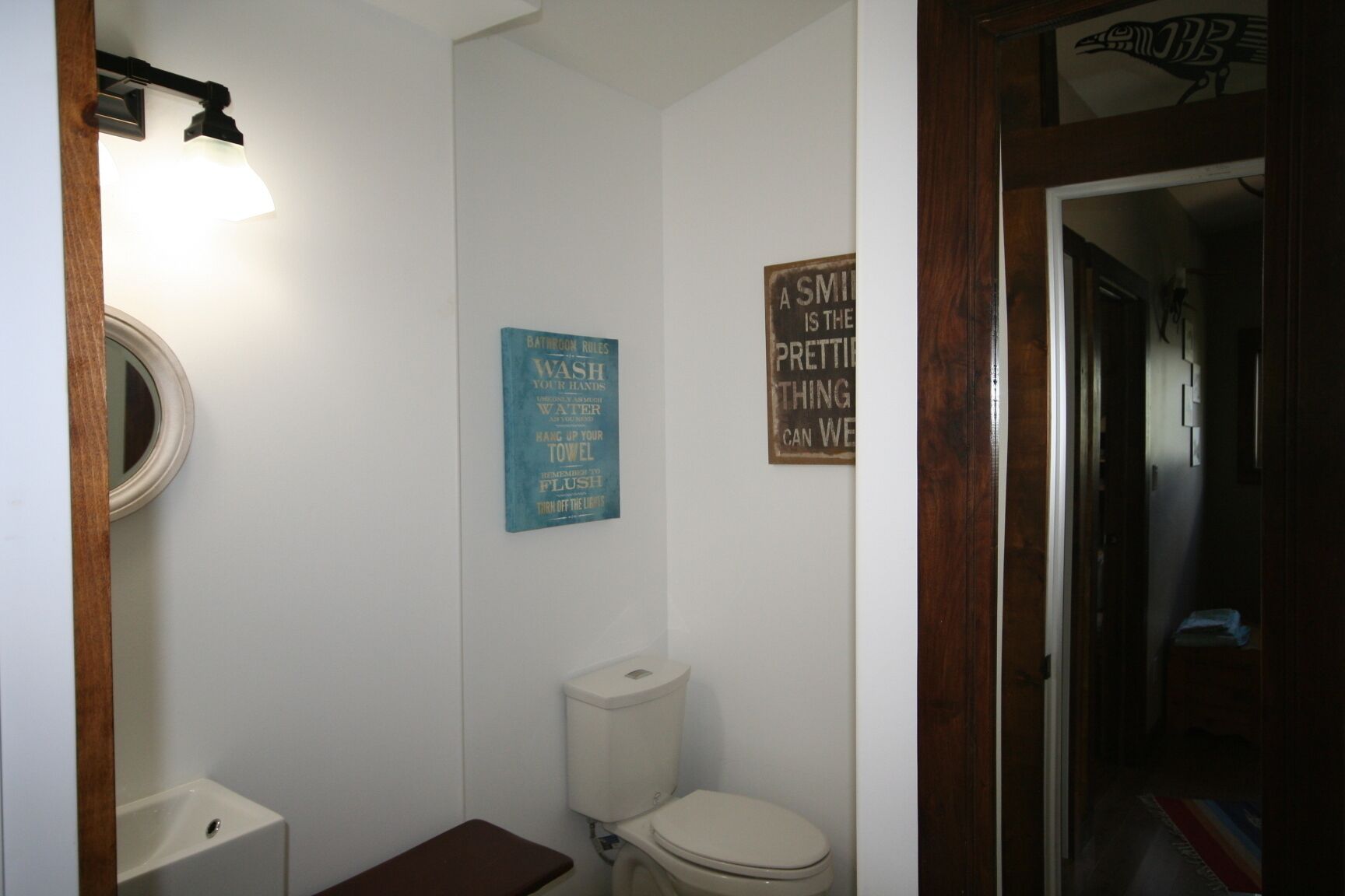 Douche, séchoir à cheveux, savon, shampooing