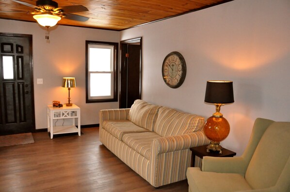 Smart-TV, DVD-Player, Videothek