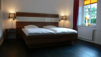 1 Schlafzimmer, Zimmersafe, Bügeleisen/Bügelbrett, kostenloses WLAN