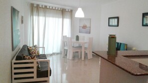 TV - New - OceanView 1B/1B  202A (Boca Chica)