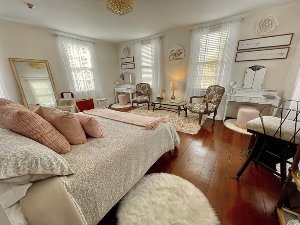 1 bedroom, desk, iron/ironing board, free WiFi