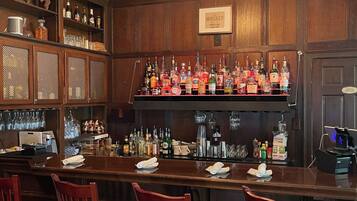 Bar (in der Unterkunft)