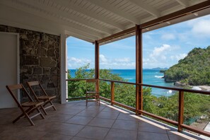 Terrace/patio - Secluded villa overlooking black sand beach (St. Patrick's)
