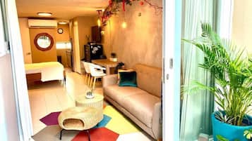 1 habitación, tabla de planchar con plancha, wifi y ropa de cama