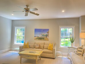 Smart TV, fireplace, stereo, offices