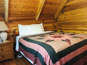 3 slaapkamers, een strijkplank/strijkijzer, internet, beddengoed