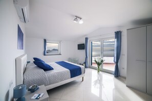 1 bedroom, in-room safe, iron/ironing board, WiFi