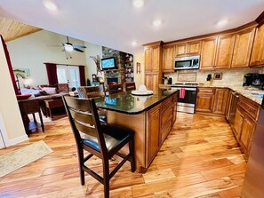 Interior - By a Mountain Stream! Creekside Comfort, Hot tub (Boone)