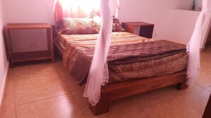 2 chambres, bureau, Wi-Fi gratuit, draps fournis