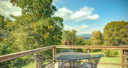 Huge! Mtn Home with lake and skiing nearby. Pets Considered!