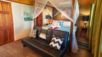 1 Schlafzimmer, Schreibtisch, BĂŒgeleisen/BĂŒgelbrett, Reisekinderbett