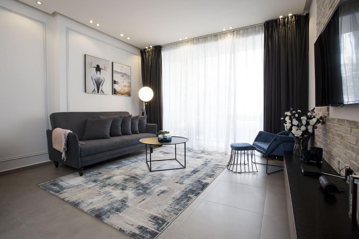 2 camere, biancheria da letto di alta qualità, cassaforte in camera