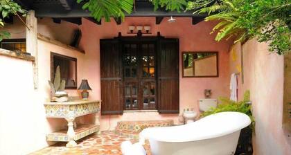 Villa Loma Sol - a Luxurious Hacienda surrounded by Nature