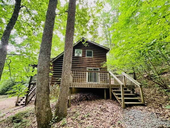 Exterior - End of the Rainbow Wi-Fi, Private, 5 mins to Boone (Boone)