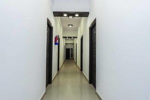 Interior entrance - Hotel Vista (Noida)