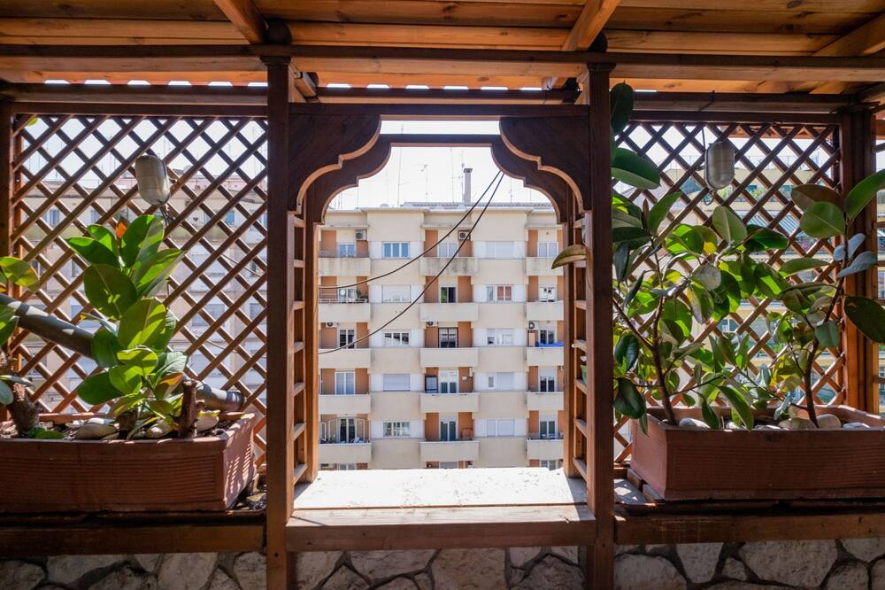 Amazing Penthouse by Caracalla - Celio