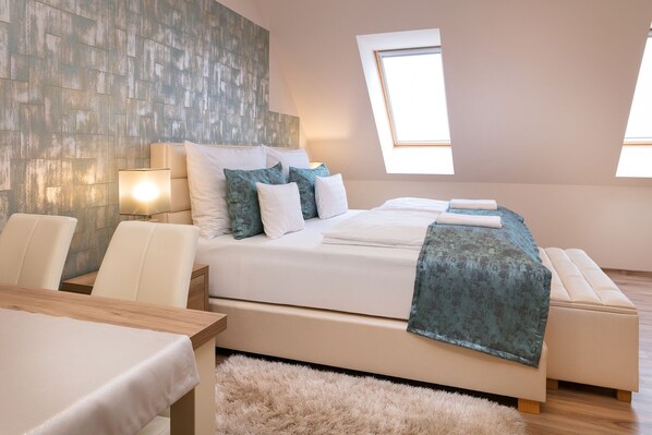 1 bedroom, in-room safe, desk, soundproofing - Főtér Rezidencia (Gyor)