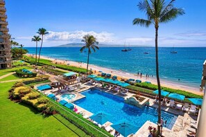 A heated pool - Beachfront Luxury at Whaler 1074 Ocean and Golf Course Views (Lahaina)