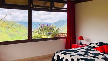 3 Schlafzimmer, kostenloses WLAN, Bettwäsche