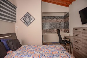 1 Schlafzimmer, Bügeleisen/Bügelbrett, kostenloses WLAN, Bettwäsche