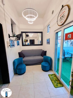 Smart TV, DVD player, books, music library
