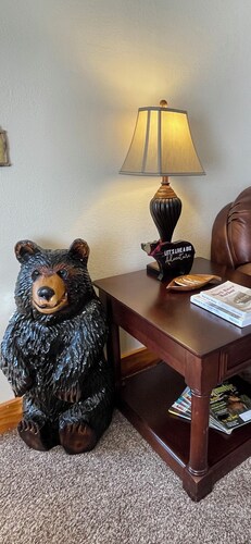 The Bear Den - Lovely 2 Bedroom 1 Bath home close to skiing, snowmobiling & more