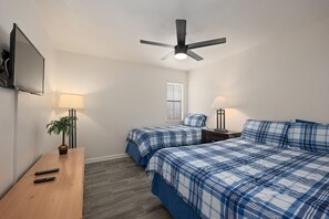 2 Schlafzimmer, Bügeleisen/Bügelbrett, kostenloses WLAN, Bettwäsche