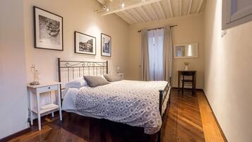 2 Schlafzimmer, Bügeleisen/Bügelbrett, Reisekinderbett, kostenloses WLAN