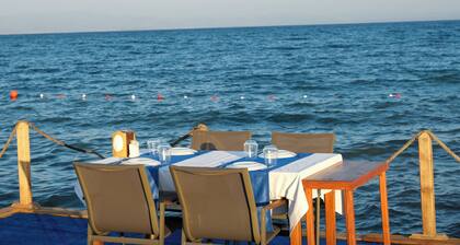 Gargaron Beach Hotel