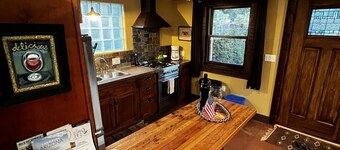 Kaktustyyny, kohde, joka asuu historiallisessa vanhassakaupungissa Cottonwood