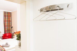 1 chambre, fer et planche à repasser, Wi-Fi gratuit, draps fournis