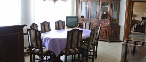 تناول الطعام