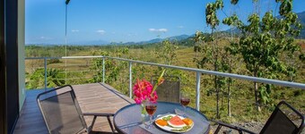 Villa Kiskadee - Beautiful Mountain Views