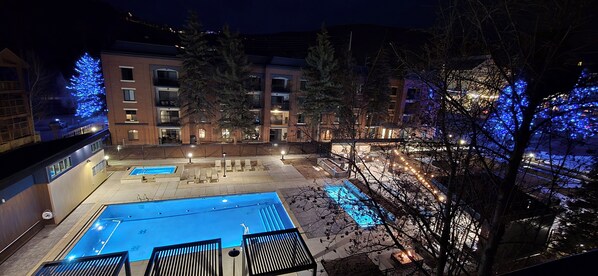 Udendørs pool, opvarmet pool