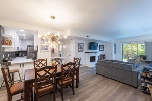 Interior - Awesome Upgrades - Main St @ Steps to Town Lift /Hot Tub Pool/Free Parking (Park City)