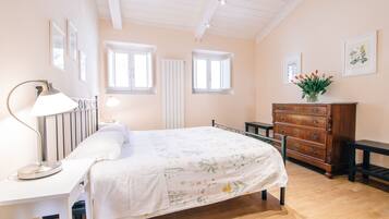 3 camere, ferro/asse da stiro, culla da viaggio, Wi-Fi gratuito