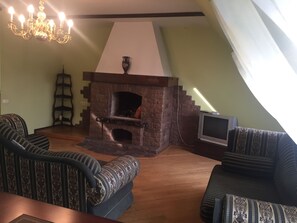 تلفزيون، مدفأة