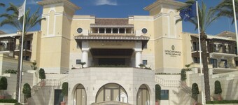 Villa de 2 chambres sur 5 * golf resort - piscine, vues sur la campagne, A / C