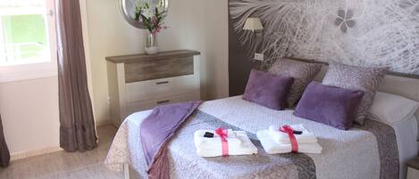 1 bedroom, iron/ironing board, Internet, bed sheets