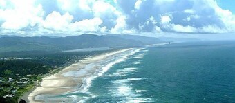 Surfwatcher: Great Ocean View, Al otro lado de la playa en Neahkahnie. Plazas 8