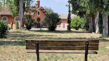 Esterni