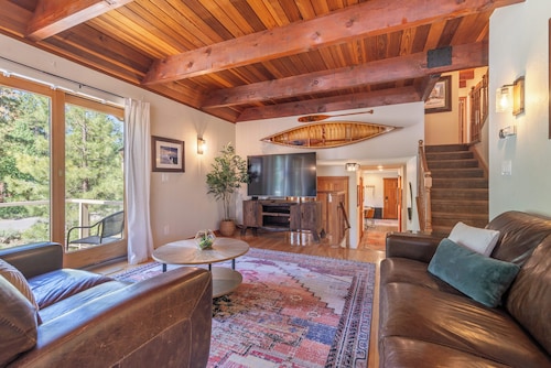 Amazing 7 Br/ 5.5 Ba Home in Northstar Resort