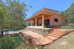 Exterior - Sa Sort de Can Moix: private swimming pool, tranquility, terraces, internet (Alaró)