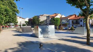 Enceinte de lâhĂ©bergement