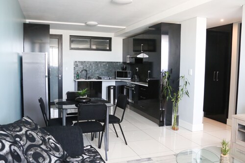 Beautifully furnished, in the heart of Windhoek!