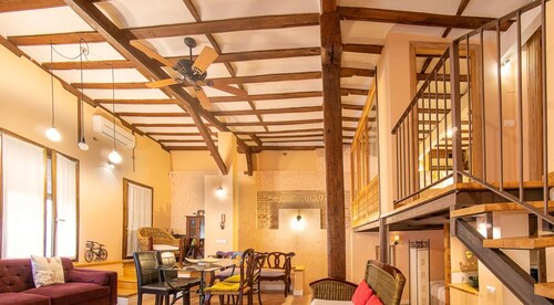 MEZQUITA (TWO BEDROOM 4 6 ADULTS)