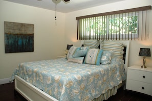 3 bedrooms, in-room safe, iron/ironing board, free WiFi